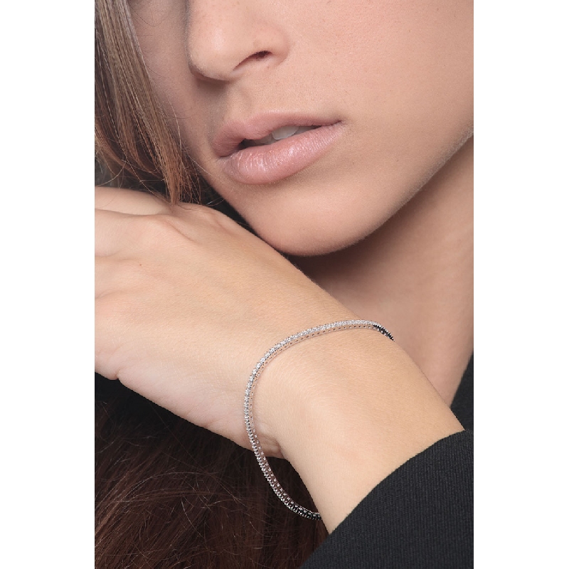 Pulsera riviere diamantes oro blanco 18 kilates  Pulsera riviere diamantes oro blanco 18 kilates