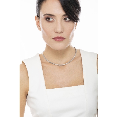 Collar de diamantes de oro blanco 18k riviere 