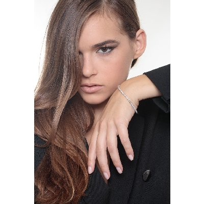 Pulsera tennis con diamantes en oro blanco 18 kilates  0,015 ct.