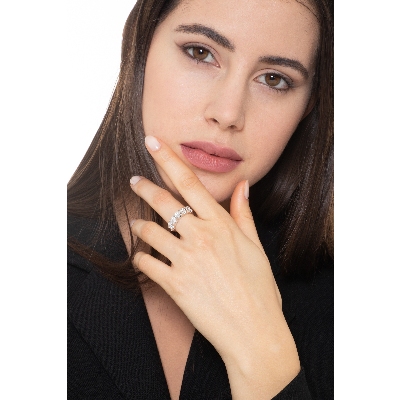 Anillo en oro blanco 18k con 5 diamantes 1.90 ct