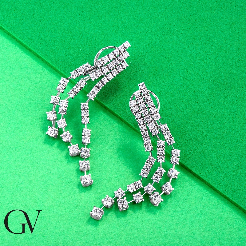 Pendientes cascada de oro blanco de 18k con diamantes