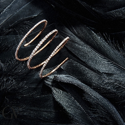 Pulsera esclava de oro rosa con diamantes