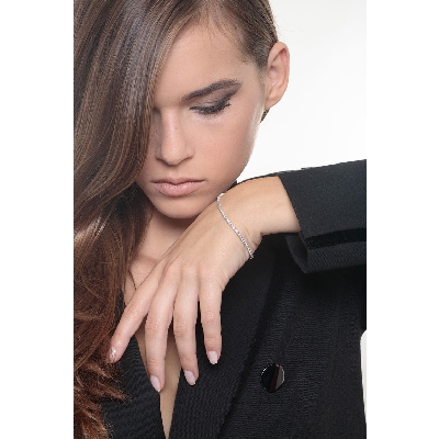 Riviere pulsera con diamantes en oro blanco 750