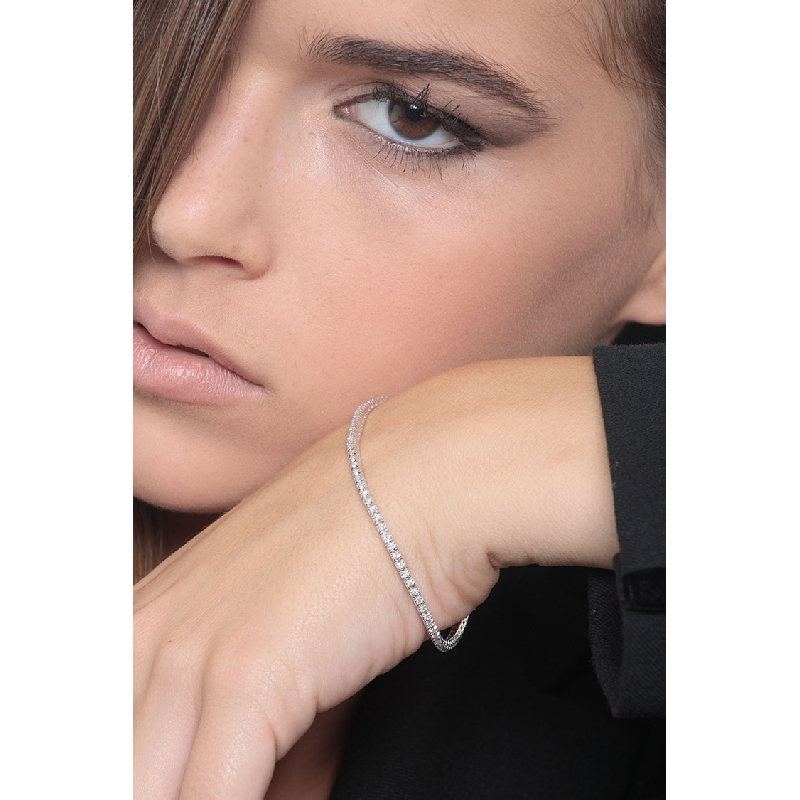 Riviere pulsera con diamantes en oro blanco 750