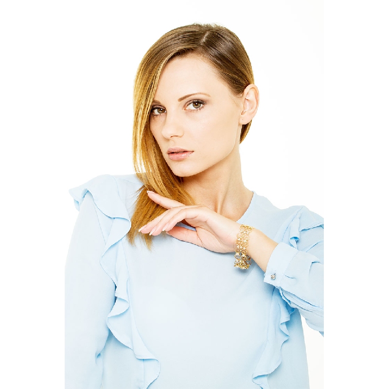 Pulsera en oro amarillo 18k con eslabones dobles y diamantes