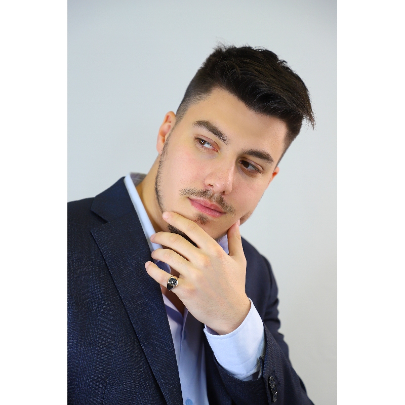 Anillo hombre pavé en oro rosa 18k con diamantes negros Anillo hombre pavé en oro rosa 18k con diamantes negros