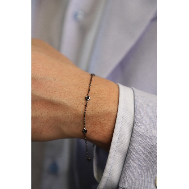 Pulsera de hombre de oro brunido de 18k con 5 diamantes negros