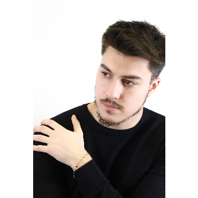 Pulsera de oro rosa de 18k con diamantes negros