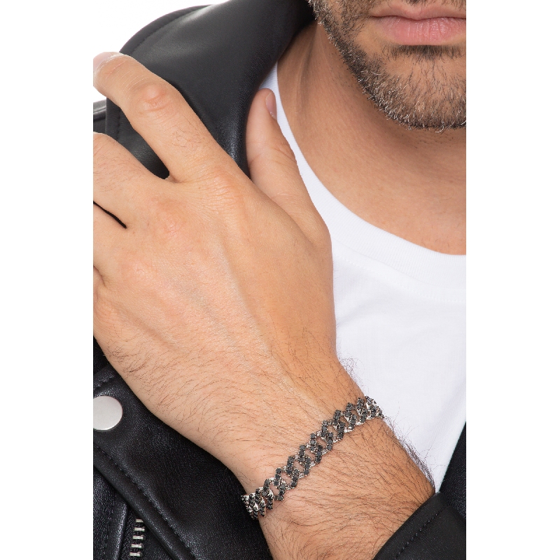 Pulsera cubana de oro blanco 18k con diamantes negros. Puntas brunidas. Pulsera cubana de oro blanco 18k con diamantes negros. Puntas brunidas.