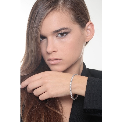 Pulsera de tenis con diamantes en oro blanco 18 kilates
