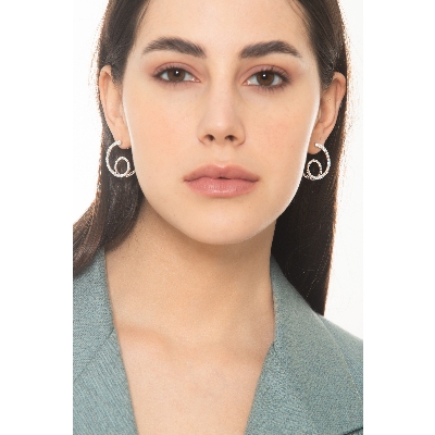 Pendientes de doble aro en oro blanco 18k con diamantes