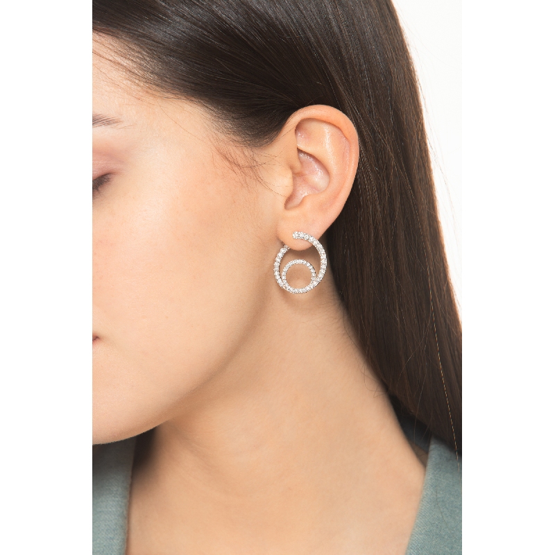Pendientes de doble aro en oro blanco 18k con diamantes Pendientes de doble aro en oro blanco 18k con diamantes