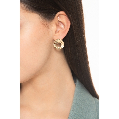 Aros abiertos en oro amarillo de 750 k