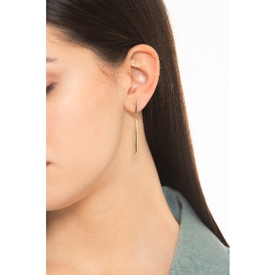 Pendientes colgantes con barra en oro amarillo de 18 quilates