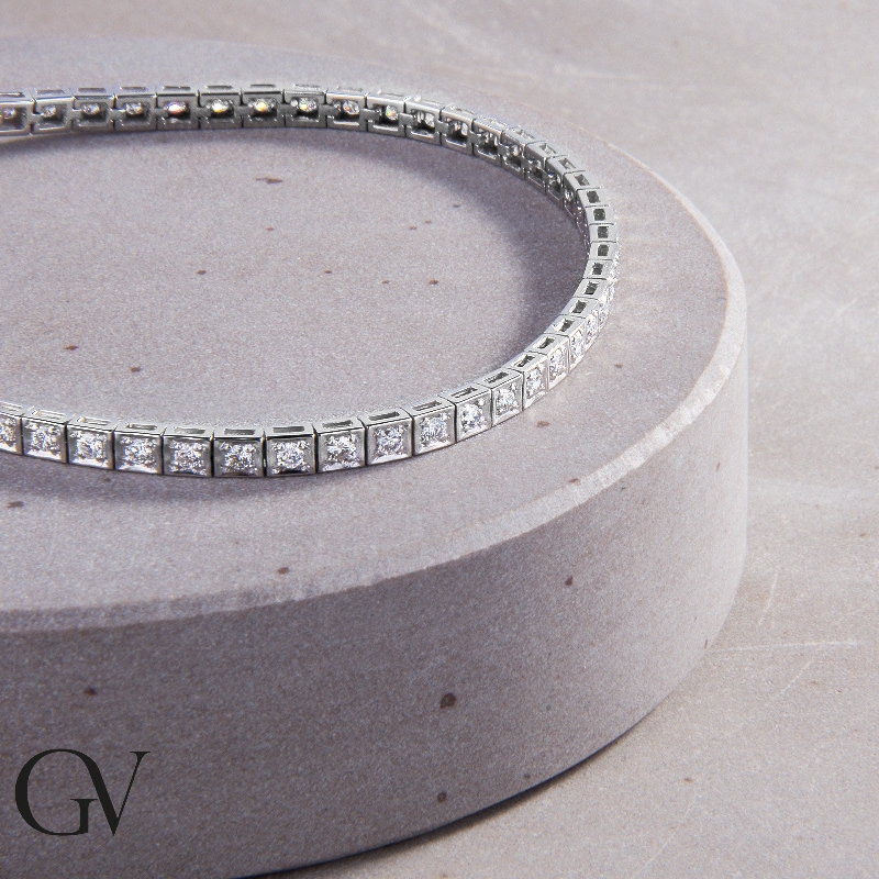 Pulsera riviere con diamantes oro blanco 18 kilates  Pulsera riviere con diamantes oro blanco 18 kilates