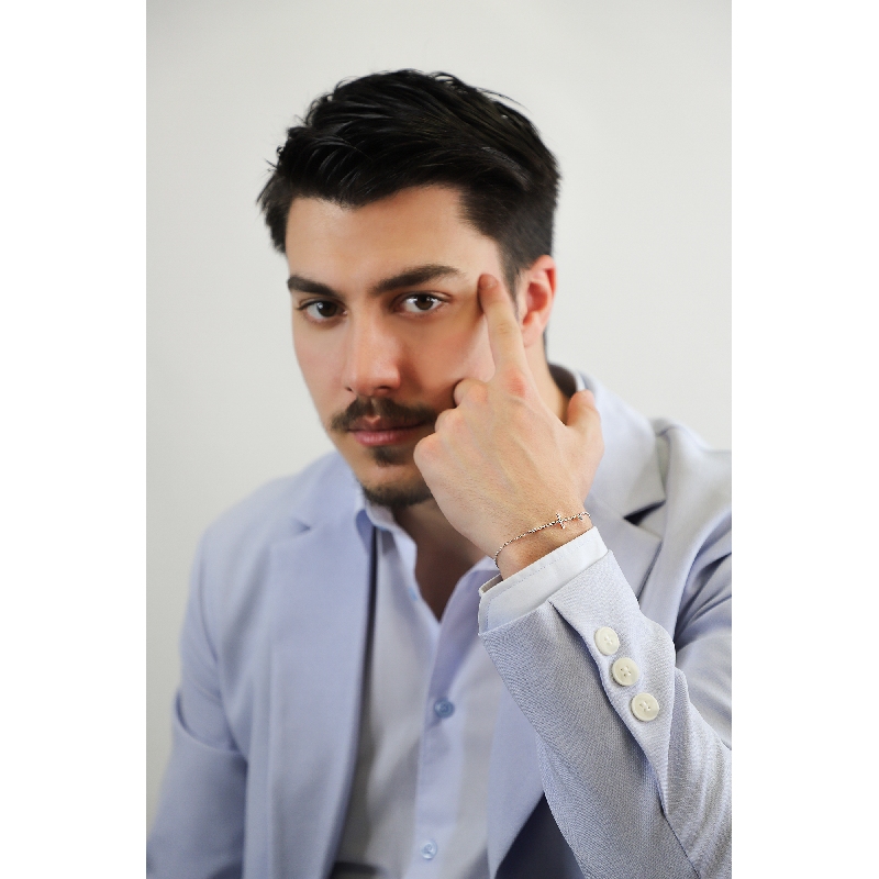 Pulsera cruz oro blanco 750 y diamantes blancos Pulsera cruz oro blanco 750 y diamantes blancos