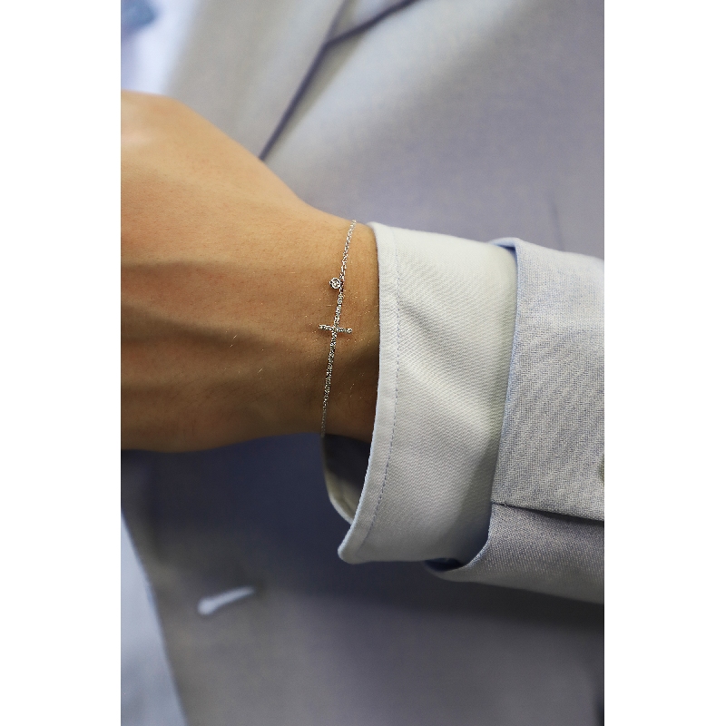 Pulsera cruz oro blanco 750 y diamantes blancos Pulsera cruz oro blanco 750 y diamantes blancos