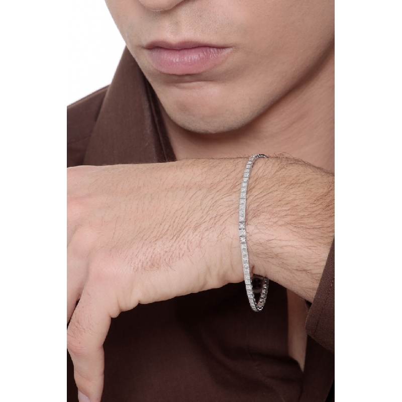 Pulsera riviere con diamantes oro blanco 18 kilates  Pulsera riviere con diamantes oro blanco 18 kilates
