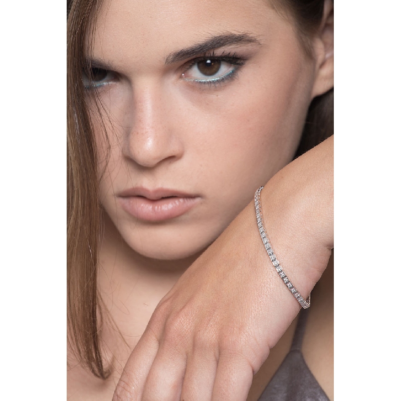 Pulsera riviere con diamantes oro blanco 18 kilates  Pulsera riviere con diamantes oro blanco 18 kilates