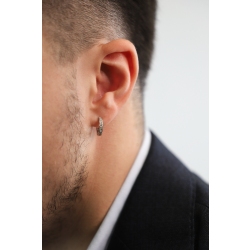 Pendiente único en oro blanco 18k con diamantes 2