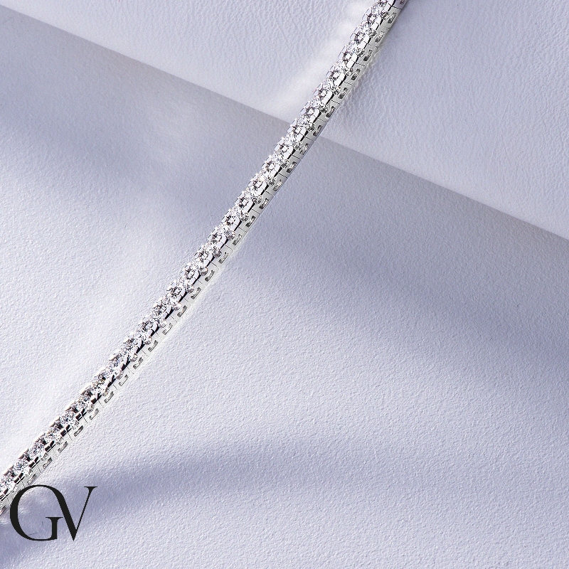 Pulsera riviere con brillantes en oro blanco 18 kilates Pulsera riviere con brillantes en oro blanco 18 kilates