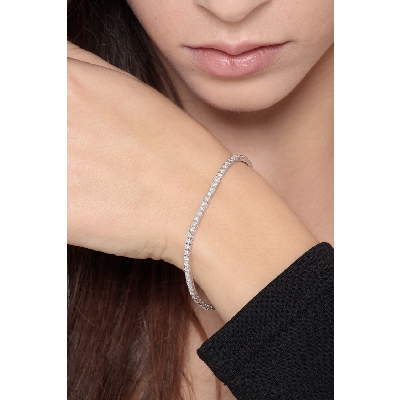 Pulsera riviere con brillantes en oro blanco 18 kilates
