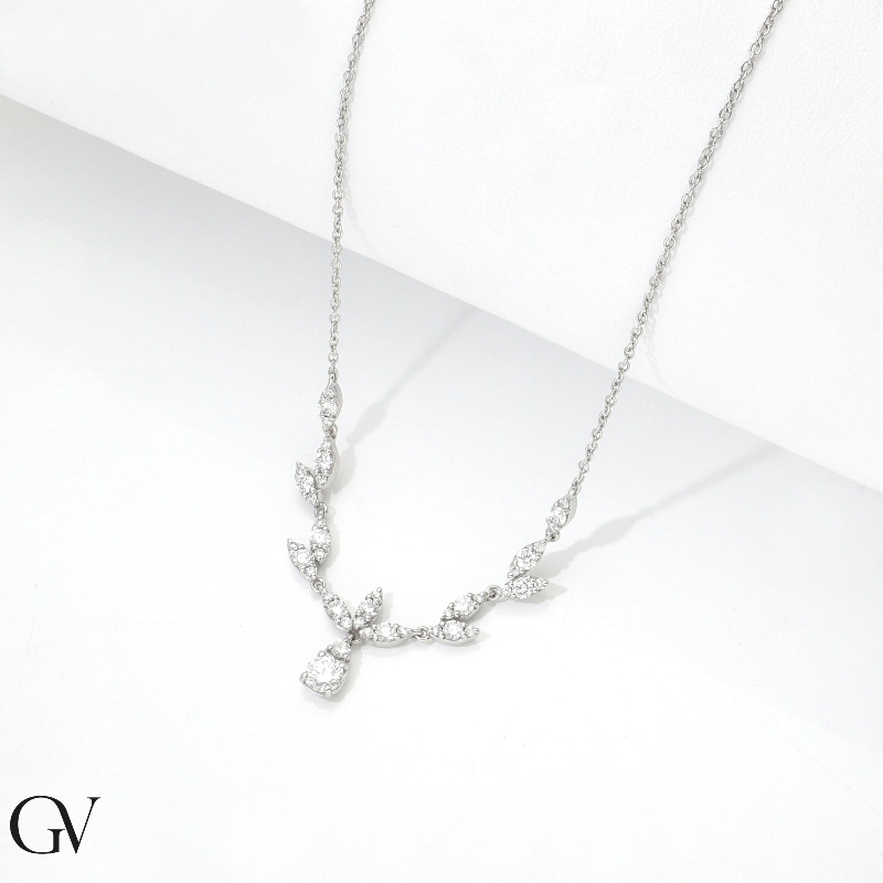 Collar en oro blanco de 750 con diamantes Collar en oro blanco de 750 con diamantes