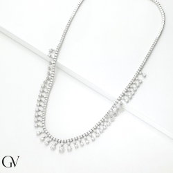 Gargantilla en oro blanco 18k con colgantes de diamantes 2