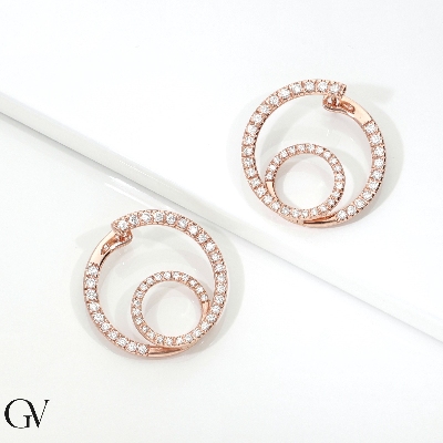 Pendientes de doble aro en oro rosa de 18k con diamantes