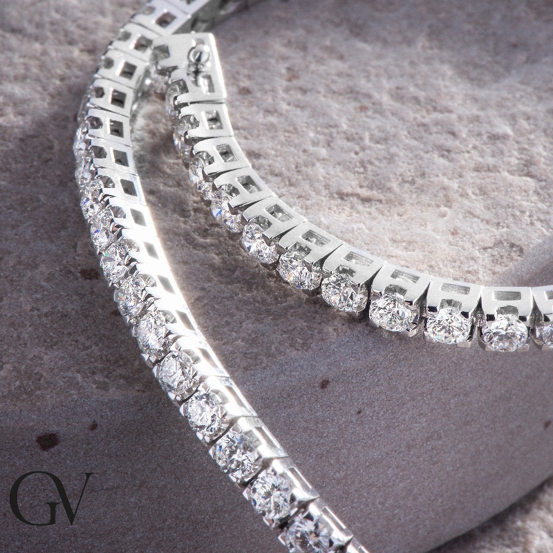 Pulsera tennis con diamantes en oro blanco 18 kilates  Pulsera tennis con diamantes en oro blanco 18 kilates