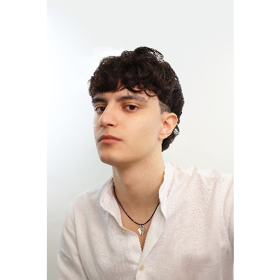 Colgante de corazón divisible en oro blanco 18k, 1,5 cm.