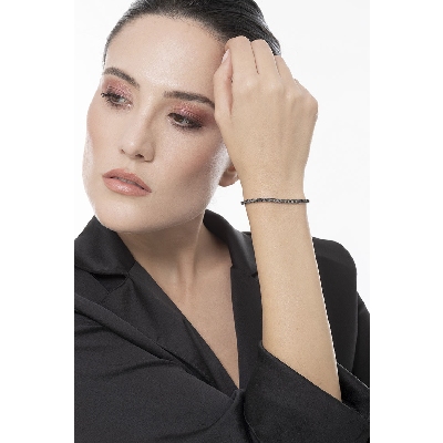 Pulsera Tennis en oro blanco 18k diamantes negros en garras brunidas