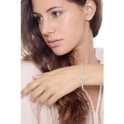 Pulsera riviere con brillantes en oro blanco 18 quilates 