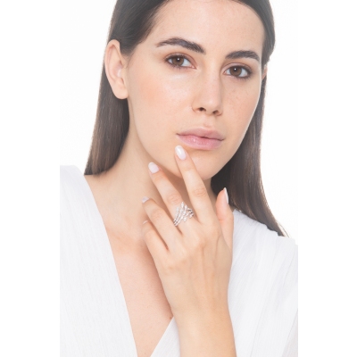 Anillo tú y yo en oro blanco de 18k con diamantes