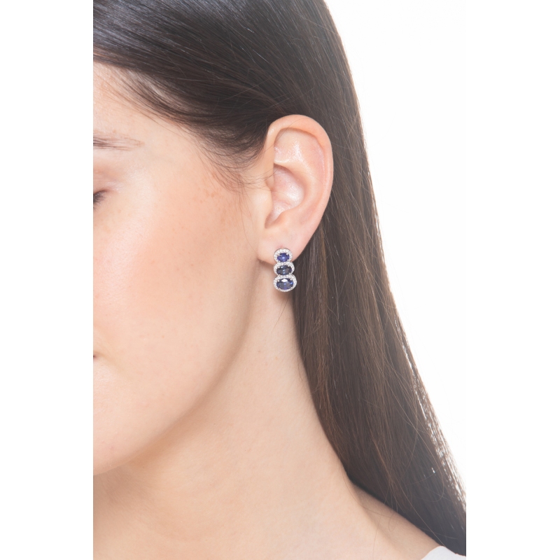 Pendientes oro blanco de 18k con zafiros ovalados y diamantes Pendientes oro blanco de 18k con zafiros ovalados y diamantes