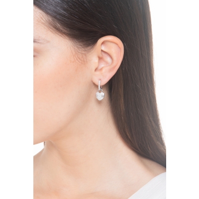 Pendientes en oro blanco 18k con colgante de corazón de diamantes 
