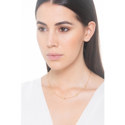 Collar en oro amarillo de 18 quilates con navettes godronadas