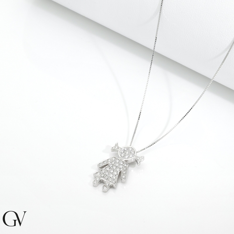 Collar en oro blanco 18k con niña en diamantes  Collar en oro blanco 18k con niña en diamantes