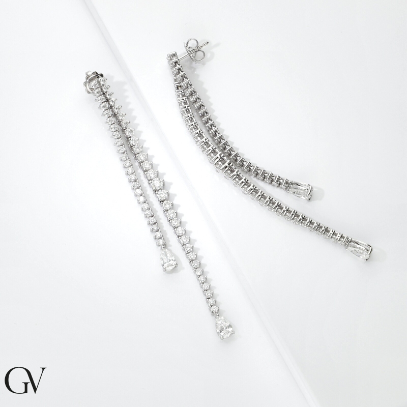Pendientes largos oro blanco 18 quilates con diamantes gota GIA Pendientes largos oro blanco 18 quilates con diamantes gota GIA