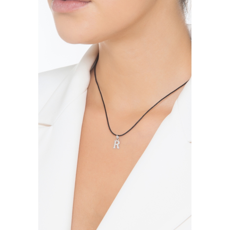Colgante con inicial R oro blanco 18 quilates  Colgante con inicial R oro blanco 18 quilates