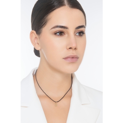 Colgante letra inicial B en oro amarillo de 18 quilates