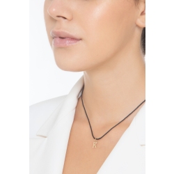 Colgante con la letra inicial K en oro amarillo 18 quilates 2