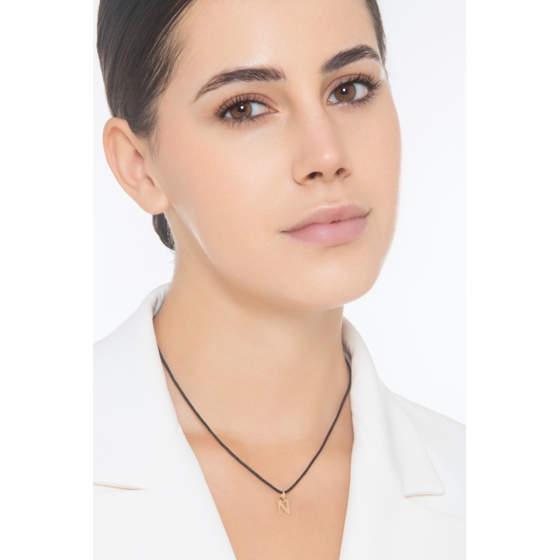 Colgante con letra inicial N 