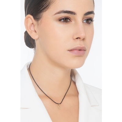 Colgante con letra inicial S