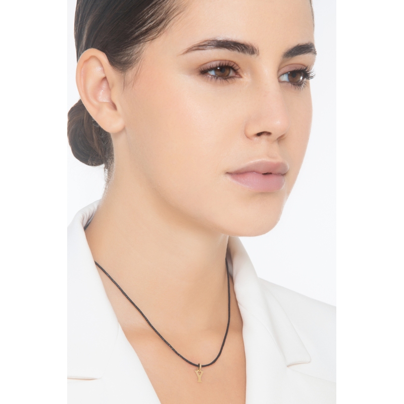 Colgante con letra inicial Y