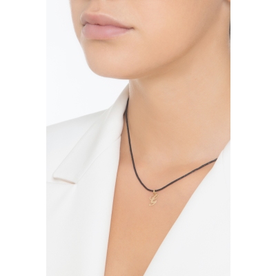 Colgante con letra inicial G