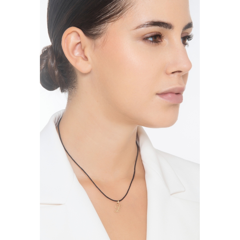 Colgante con la letra inicial L en oro amarillo de 18k