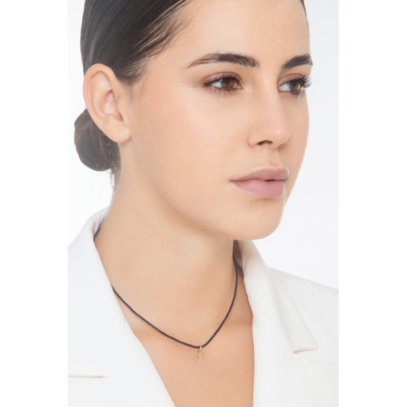 Colgante con inicial N oro amarillo 18 quilates