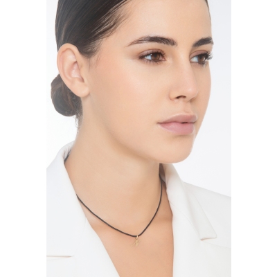 Colgante con inicial N oro amarillo 18 quilates