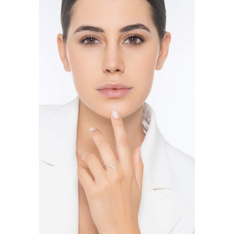 Anillo media alianza en V Oro blanco y Diamantes